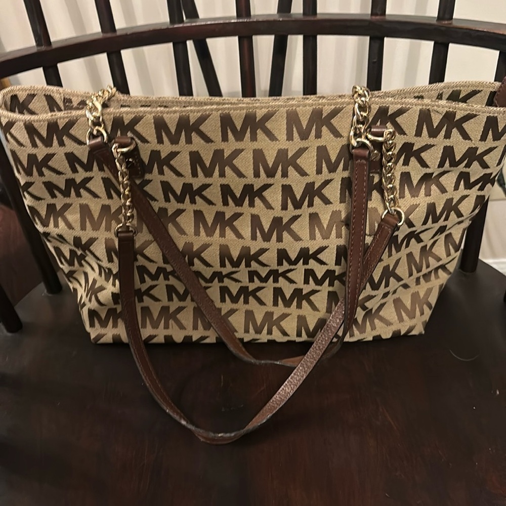 Michael Kors letter bag